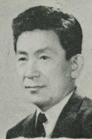 최성관 dans le rôle de Professor Kim