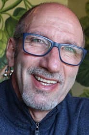 Márcio Simões as Asafe (voice)