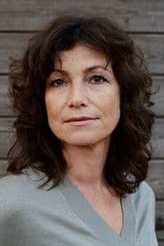 Sabine Vitua as Linda Dietrich