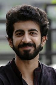 Roshan Mathew في دور Maneesh