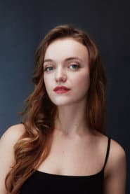 Lucy Gartner في دور Caro