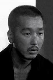 Minoru Chiaki dans le rôle de Mutsuo Kayama, the secretary
