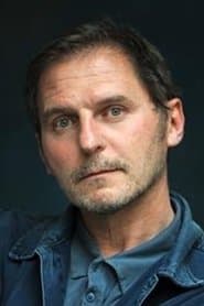 Nicolas Jouhet as L'employé des eaux
