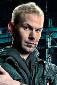 Chad Szeliga في دور Drums