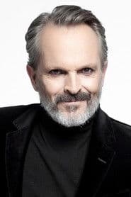 Miguel Bosé في دور Juez Domínguez