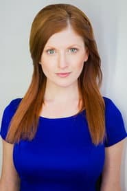 Adrienne Merrell dans le rôle de Yvonne