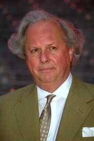 Graydon Carter dans le rôle de James Mayfield