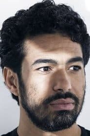 Helmi Dridi as Fabienne's Driver