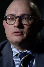 Yves Trotignon dans le rôle de Ancien cadre du Ministère des Armées