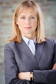 Hilary Strang dans le rôle de Pam