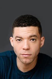 Ish Morris في دور Ian Lyles
