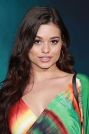 Ariel Yasmine dans le rôle de Lola Kelly