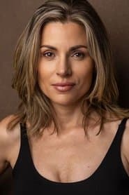 Julia Denton في دور Amanda