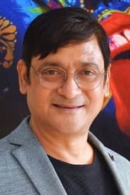 Subrat Dutta dans le rôle de Desai