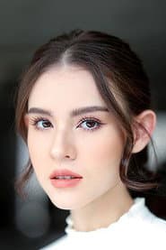 แก้วใส คริสตัล dans le rôle de Jane