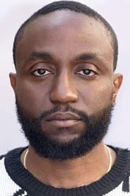 Byron Bowers dans le rôle de Maurice