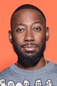 Lamorne Morris في دور Kevin