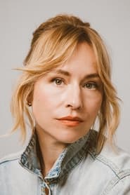 Sarah Goldberg في دور Kate Skyler
