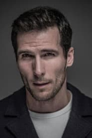 Frederick Malahieude في دور Andrew