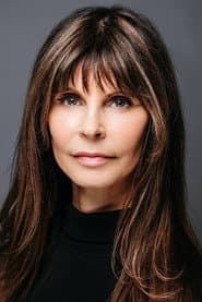 Justine Francesca Glenton dans le rôle de Sarah
