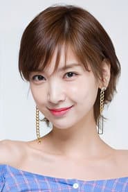 Lee Hae-in as Soo-yeon