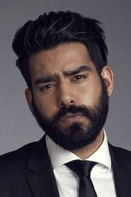 Rahul Kohli dans le rôle de Teddy