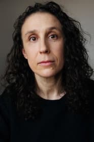 Leah Marks dans le rôle de Narrator