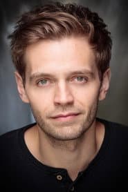 Ed Brody dans le rôle de Paul Knox