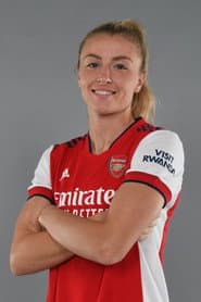 Leah Williamson as Self