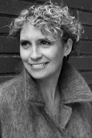 Fiona Gillies dans le rôle de Elizabeth