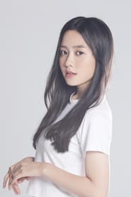 Shin Soo-yeon as Soo-yeon
