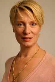 Ulrike Willenbacher dans le rôle de Clint's Mother