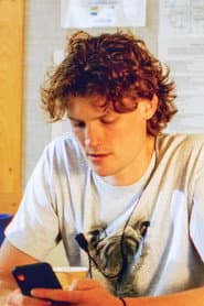 Eli Conard dans le rôle de Luca