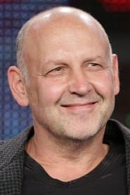 Nick Searcy dans le rôle de Stan