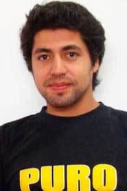 Domingo Lemus في دور Quique Echeverria