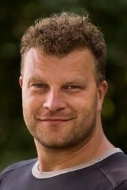 Bas Keijzer في دور Guus