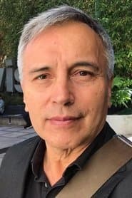 Ignacio Guadalupe في دور Leonardo Sánchez Nava