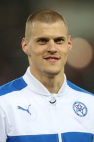 Martin Škrtel dans le rôle de Self
