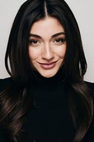 Raquel Castro في دور Lori