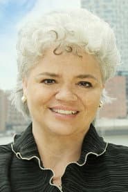 Carolyn James في دور Donna Anna