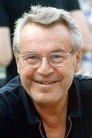 Miloš Forman في دور Father Havel