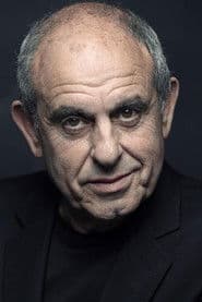 Albert Iluz as Moshe