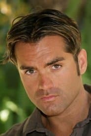 Corey Large dans le rôle de Sid