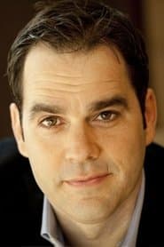 Karl Bury dans le rôle de Rudy