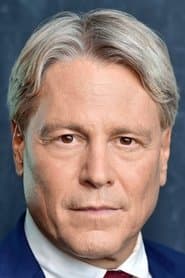 Gregory Pekar في دور American Businessman #1