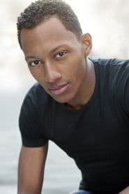 Brandon Gill dans le rôle de Thomas