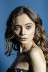 Damla Sönmez في دور Nuran
