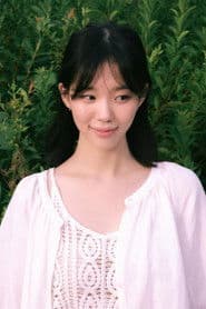 이소이 dans le rôle de Choi Jeong-sun (youth)