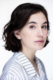 Eliza Stuyck as Pia