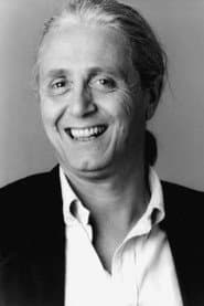 Luca Dal Fabbro dans le rôle de Smug (voice)